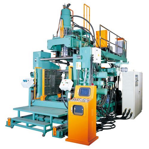 Accumulator Advanced Type Blow Molding Machine